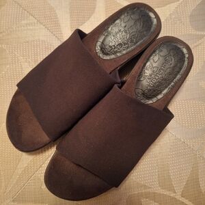 Bear Traps Jemma Sandals Size 7